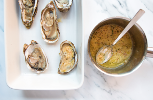 gegratineerde oesters maken